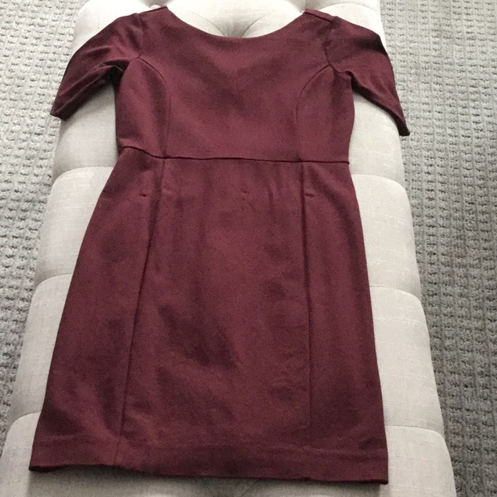 00P Ann Taylor Short Sleeved Ponte Dress